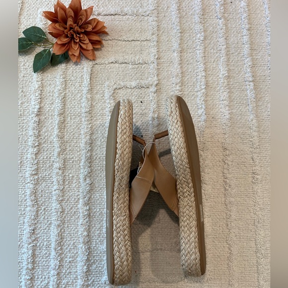 UNIVERSAL THREAD Memory Foam Tan/Ginger Sandals Espadrilles- Size 9 1/2 - Picture 7 of 7